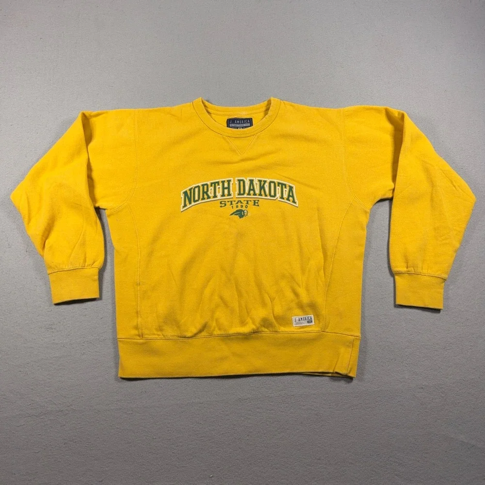 Vintage North Dakota State Sweatshirt Men Medium Relaxed Yellow‎ Bison Y2K